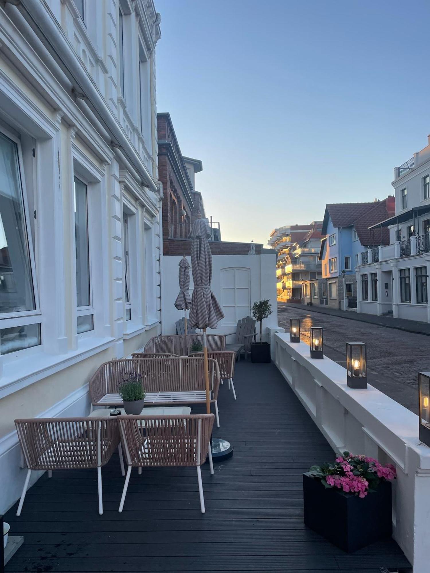 Bed & Breakfast Inselpension Henriette *